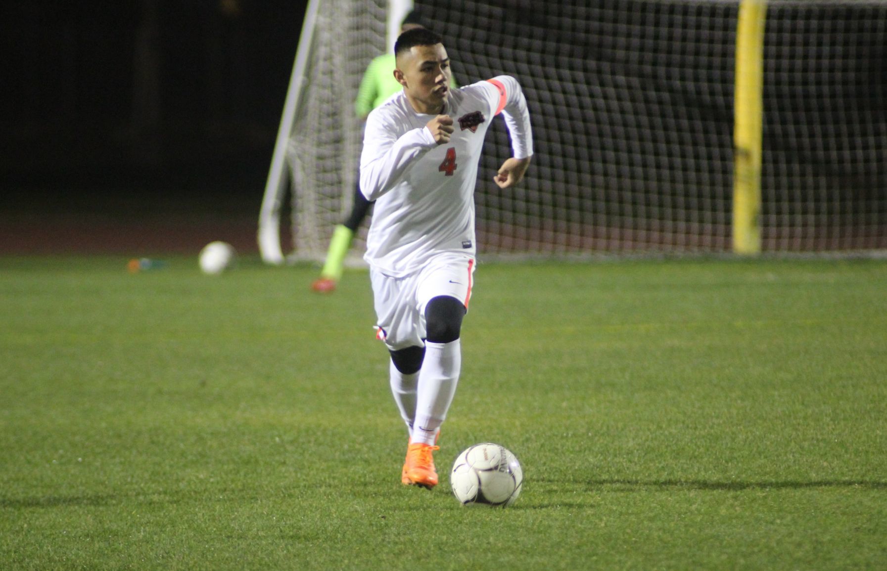 Selma tops Kingsburg